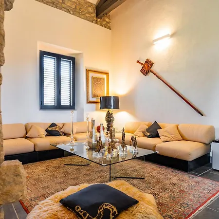 Luxury Borgo Antico * Gesturi